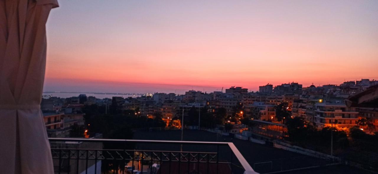 Sunset Rooftop Apartment Thessaloniki Exterior photo
